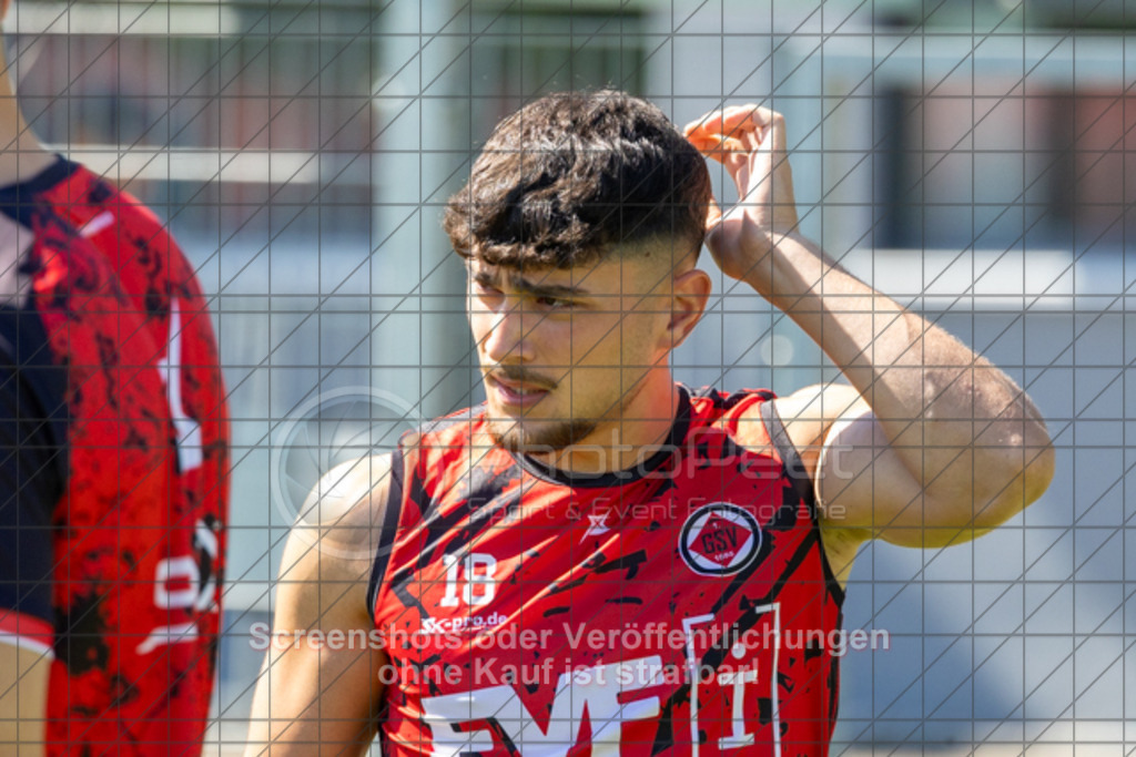 20250629_102659_0049 | #,1.Göppinger SV, Fussball, Oberliga BW - Trainingsauftakt, Saison 2025/2026, Rasensportplatz Stadion SV Göppingen, Hohenstaufenstr. 116, 73033 Göppingen, 29.06.2025 - 10:30 Uhr,Foto: PhotoPeet-Sportfotografie/Peter Harich