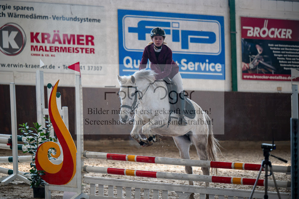 Hallenreittunier Voxtrup 2023 | Entdecke hochwertige Reitturnierfotos von Foto Oger. Professionell, emotional und authentisch – jetzt Lieblingsmomente im Shop bestellen.Deutschlandweite Turnierfotografie. - Realisiert mit Pictrs.com