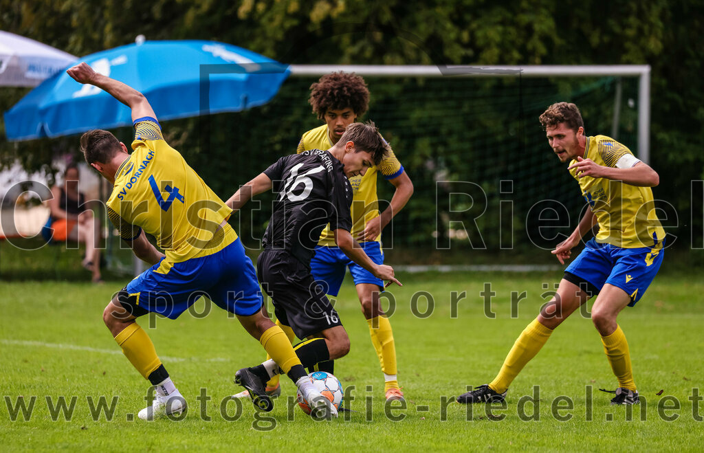 2023-09-03_062_TSV_Grafing_II_gegen_SV_Dornach_II | Grafing, Deutschland, 03.09.2023:
Fußball, A-Klasse 2023 / 2024, 3. Spieltag, TSV Grafing II gegen SV Dornach II, Endergebnis: 0:0

Andreas Viehweger (SV Dornach, #4), Lorenz Breckner (TSV Grafing, #16), Jan Bartosch (SV Dornach, #8)

Foto: Christian Riedel / fotografie-riedel.net