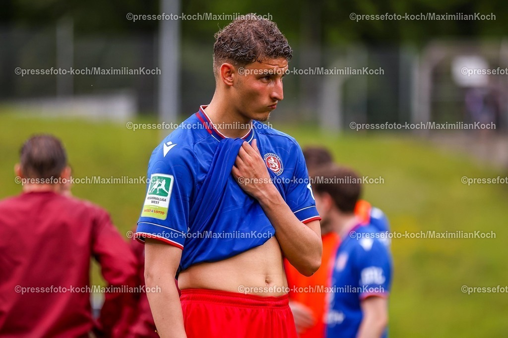 xKWIx02052601093 | 2026.05.02, xkwix, Fußball, Regionalliga West, Wuppertaler SV -  FC Gütersloh, Stadion am Zoo, 32.Spieltag, Saison 2025 / 2026: Amin Bouzraa (Wuppertaler SV #37) enttaeuscht nach Abpfiff DFB regulations prohibit any use of photographs as image sequences and or quasi-video. Photo: xKamilxWilkowskixPressefotoKochx