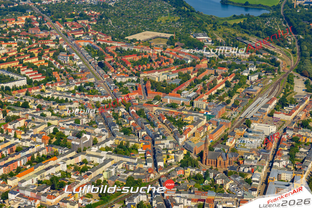 Luftbild Vs Google Maps  Lübecker Straße  Schwerin -Das Luftbild wurde 2025 vom UL-Flugzeug heraus erstellt ( keine Drohnenluftbilder ) - Hochauflösende Luftaufnahme -Nicht vergleichbar mit Google Maps oder Satelittenbilder- Die Geschenkidee !Mit Lizenz und Bildrechte bestellbar