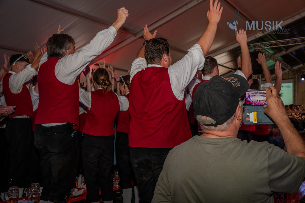 DSC_6305 | "Fussifoto.com – Ihr Ansprechpartner für hochwertige Fotografie! Entdecken Sie kreative Bilder und professionelle Dienstleistungen. Kontaktieren Sie uns für Ihre Projekte!"