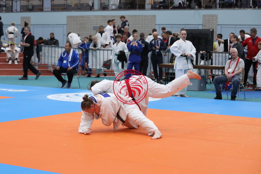 1J7A3524 | Fotos vom Adler Cup - Pictures from Adler Cup

Hier findet Ihr alle Eindrücke und großen Momente der Adler Cup Wochenenden. Here you will find all impressions and great moments of the Adler Cup weekends. - Realisiert mit Pictrs.com