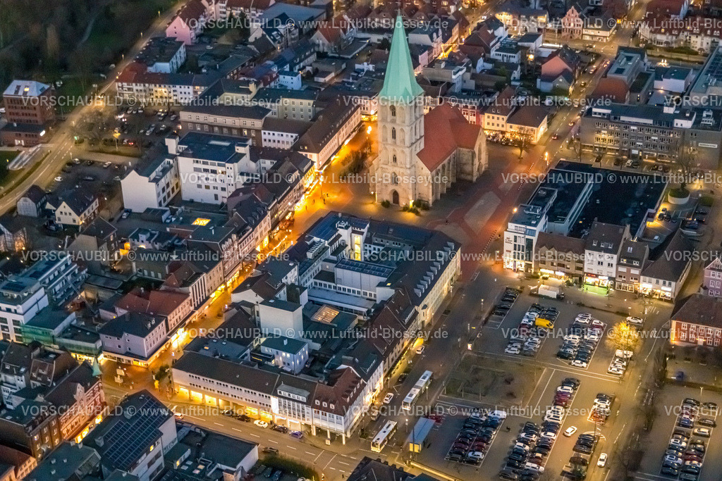 Hamm230102925 | Luftbild, City und evang. Pauluskirche, Nachtaufnahme, Nachtflug, Mitte, Hamm, Ruhrgebiet, Nordrhein-Westfalen, Deutschland