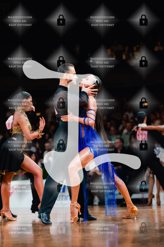 GOC 2025 - WDSF GrandSlam Latin 31-32nd (68) Vitalii Zakharov _ Tabea Louisa Thaler (Germany)-2025-08-23-1138 | Webshop for digital downloads and prints of dance sport, event & show photographer Julian Link - Realisiert mit Pictrs.com