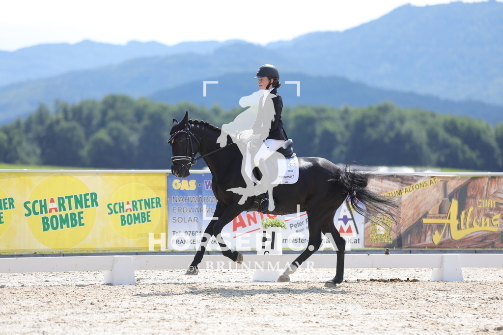 0P6A9261 | Willkommen bei Brunnmayr - Design & Fotografie – Ihrem Spezialisten für Reitturniere und Pferdeveranstaltungen in Oberösterreich, Salzburg und Bayern! Seit über 17 Jahren sind wir leidenschaftlich dabei.
