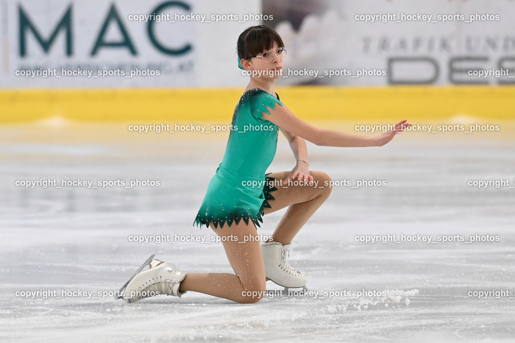 Ossiachersee Pirouette ESC Steindorf 31.3.2024 | Ossiachersee Pirouette ESC Steindorf 31.3.2024, Ossiachersee Pirouette ESC Steindorf am 31.03.2024 in Steindorf (Ossiachersee Halle), Austria, (Photo by Bernd Stefan)