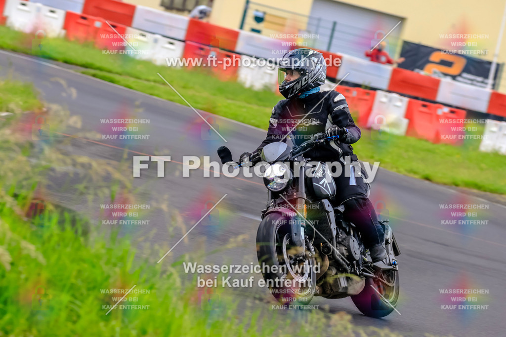 VBK-6857 | Hier findet Ihr Bilder von Touristenfahrten auf der Nürburgring Nordschleife oder von anderen Veranstaltungen die ich besucht habe. Viel Spass beim Durch Schauen 