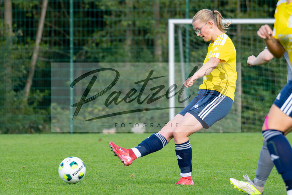 20260906_RULSVK_0758 | Fußball, Frauen:   beim Spiel der Kreisliga zwischen SG Rulle/Haste vs. SV Kettenkamp am 06.09.2026 im Stavermann-Sportpark in Rulle/Wallenhorst, Deutschland.(Foto von Nico Paetzel) - Realisiert mit Pictrs.com