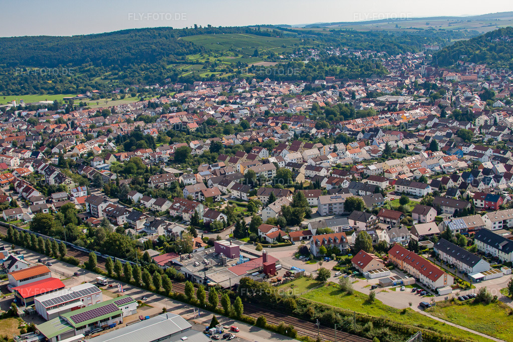 Luftbild: Ringstr in Weingarten im Bundesland Baden-Württemberg in Deutschland. Foto: IMG_33380.jpg vom 05.09.2010 durch Werner Riehm/FLY-FOTO.de