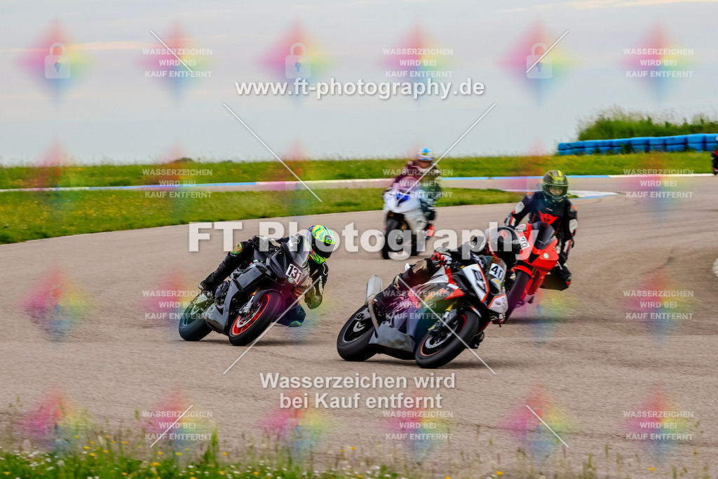 MotoTeam-1869 | Hier findet Ihr Bilder von Touristenfahrten auf der Nürburgring Nordschleife oder von anderen Veranstaltungen die ich besucht habe. Viel Spass beim Durch Schauen 