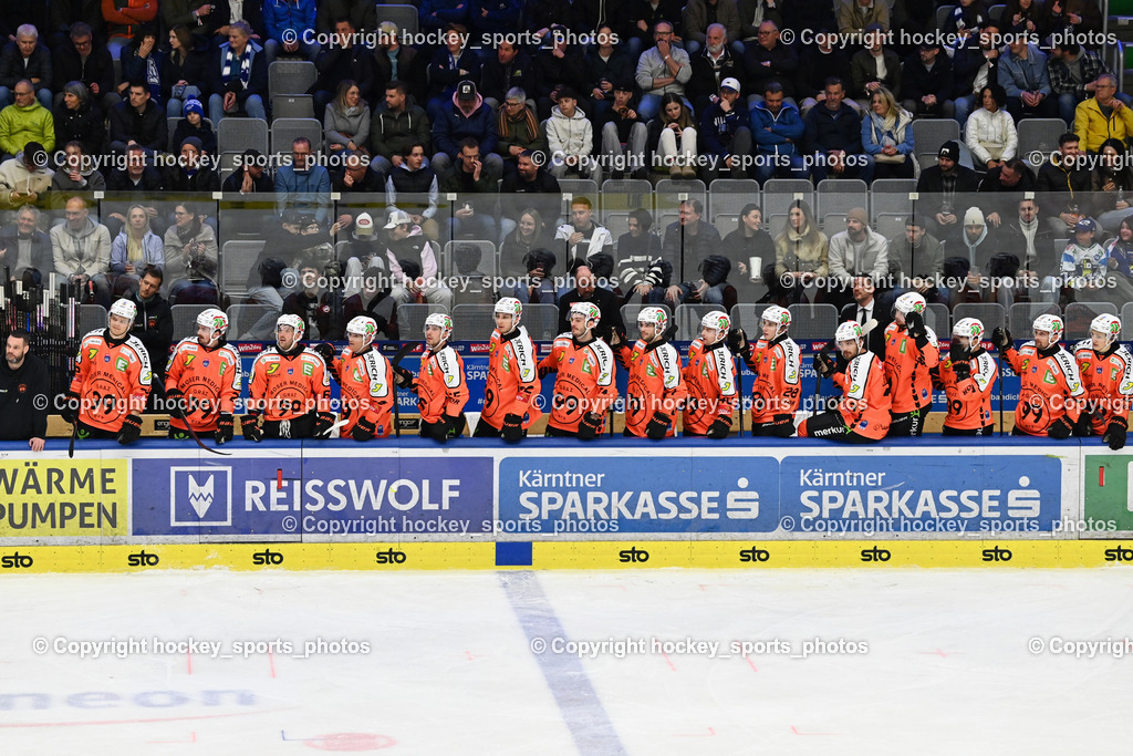 EC IDM WÄRMEPUMPEN VSV vs. MOSER MEDICAL GRAZ99ERS | Spielerbank Graz 99ers, EC IDM WÄRMEPUMPEN VSV vs. MOSER MEDICAL GRAZ99ERS, EC IDM WÄRMEPUMPEN VSV vs. MOSER MEDICAL GRAZ99ERS am 17.03.2026 in Villach (Stadthalle Villach), Austria, (Photo by Bernd Stefan)