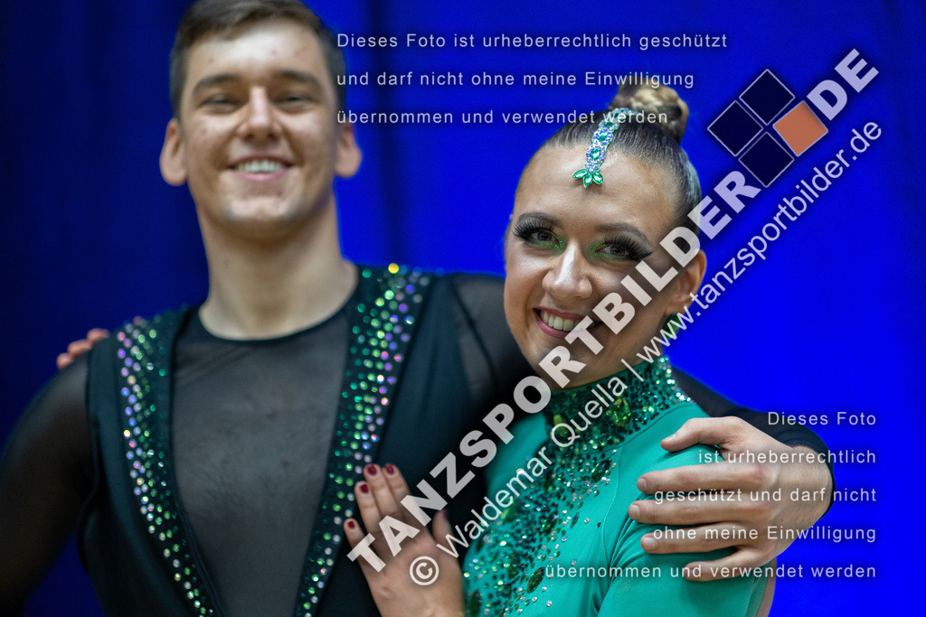 20230114-02611 | Hier finden Sie Tanz Bilder vom Latein und Standard Formationen tanzen. Sportbilder vom Tanzsport. Schöne Fotos und von Weltmeisterschaft, Europameisterschaft, Bundesliga, Regionalliga, Oberliga und Landesliga sowie von GOC Stuttgart, DanceComp, WM Bremen