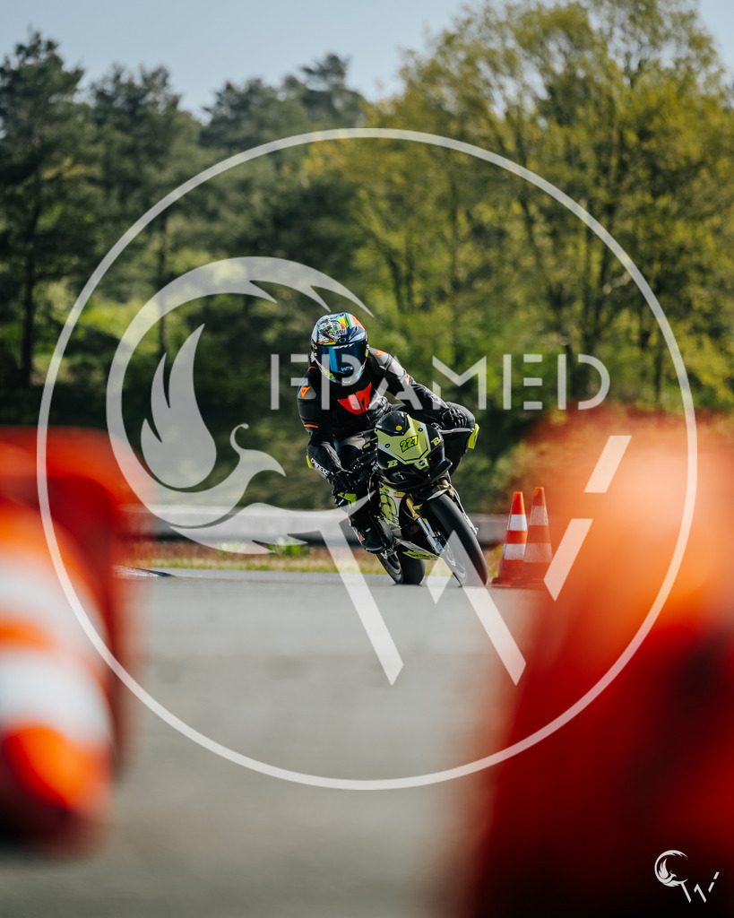 227-16 | cw-framed