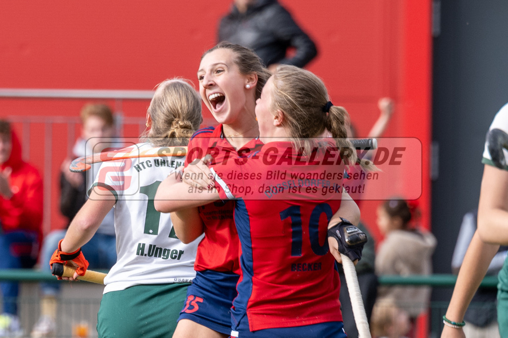 SFE_20231022_0143 | Deutsche Meisterschaft Weibliche U16 Finale Uhlenhorst Mülheim - Düsseldorfer HC am 22.10.2023 in Köln (Düsseldorfer Hockeyclub 1905 e.V.), Photo: Stephan Fehrmann 2023 (Sports-Gallery)