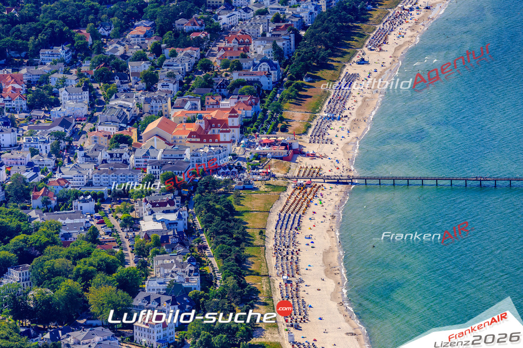 Die Luftbildaufnahme Ostseebad - Binz wurde 2018 mittels Flugzeug (keine Drohne) erstellt. Perfekte Schärfe und Druck- Auflösung- Garantiert!