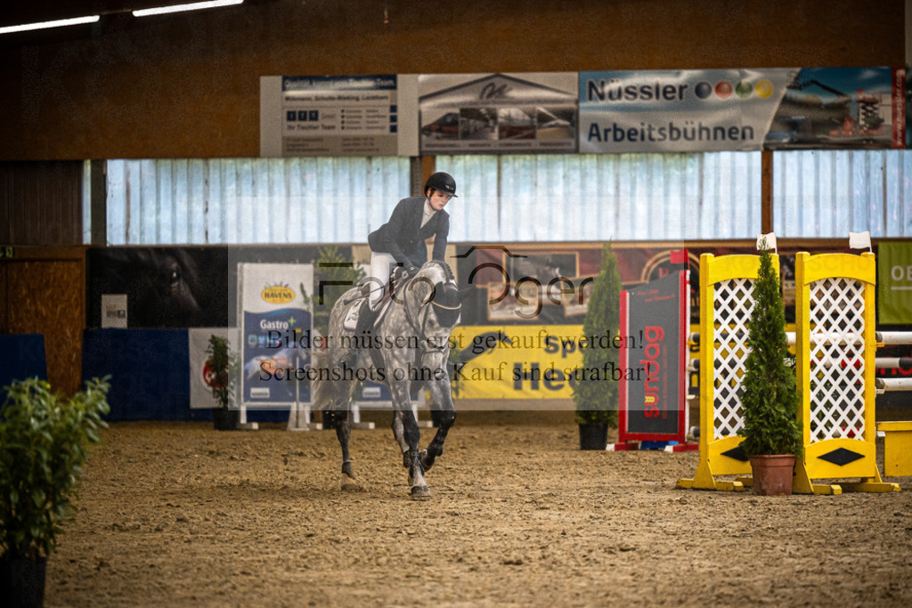 DOS_3128 | Entdecke hochwertige Reitturnierfotos von Foto Oger. Professionell, emotional und authentisch – jetzt Lieblingsmomente im Shop bestellen.Deutschlandweite Turnierfotografie. - Realisiert mit Pictrs.com