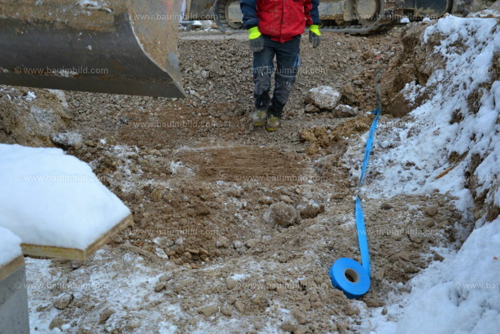 bib-lg02-erdarbeiten-0207 | Nach LV-Leistungsgruppen sortierte Detailfotos über den Bau eines Hauses. Alle Hausbau-Bilder direkt vom Urheber und Autor der Website Haus-Selber-Bauen.com