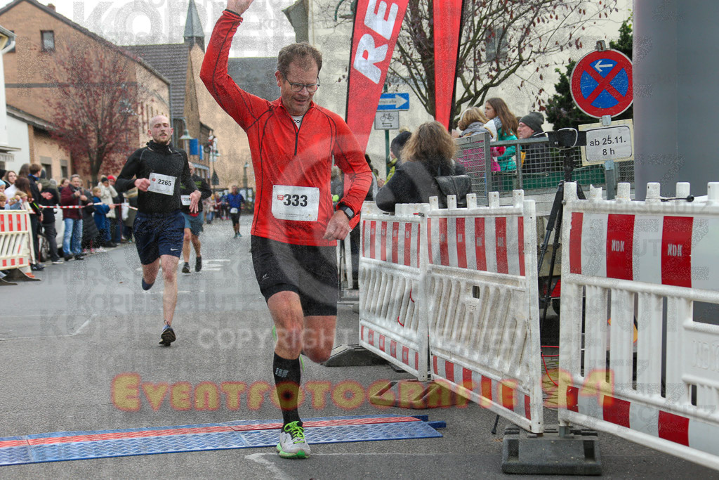221127_1216_EX1_2299 | Sportfotografie im Rhein-Sieg Kreis, Köln, Bonn, NRW, Rheinland Pfalz, Hessen, etc. Unser Tätigkeitsfeld umfasst den Laufsport vom Volkslauf über den Marathon, Duathlon, Triathon bis zum Ultralauf wie Kölnpfad Ultra oder Schindertrail.