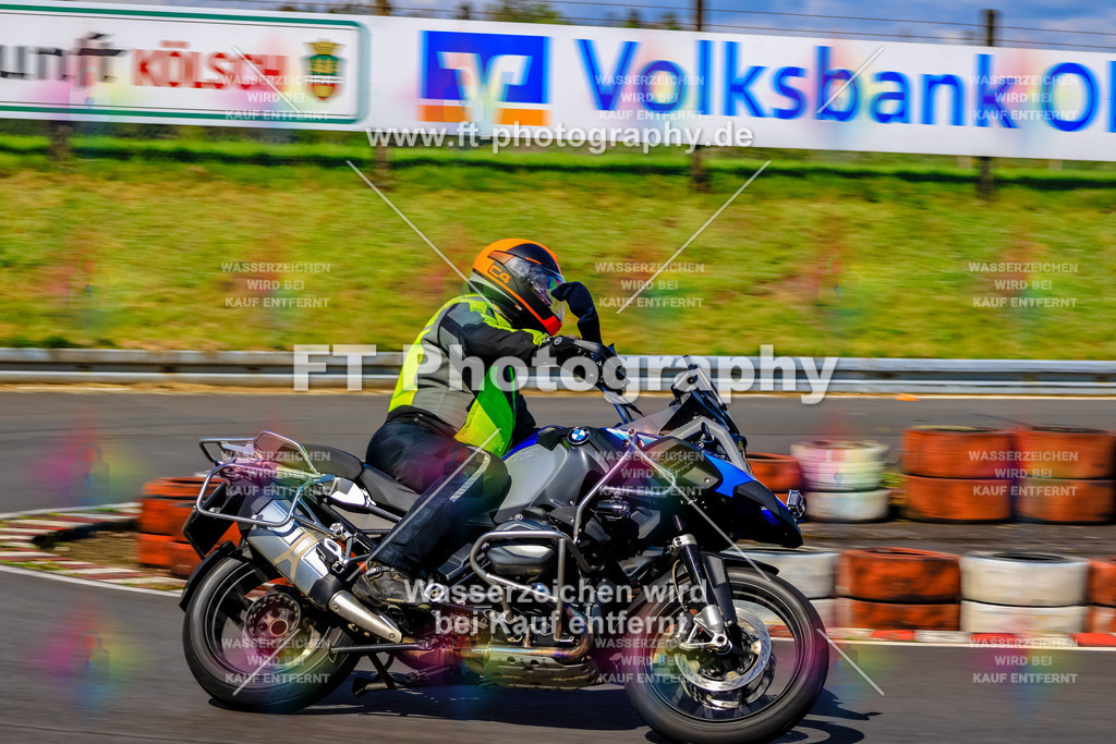 _OTO3793 | Hier findet Ihr Bilder von Touristenfahrten auf der Nürburgring Nordschleife oder von anderen Veranstaltungen die ich besucht habe. Viel Spass beim Durch Schauen 