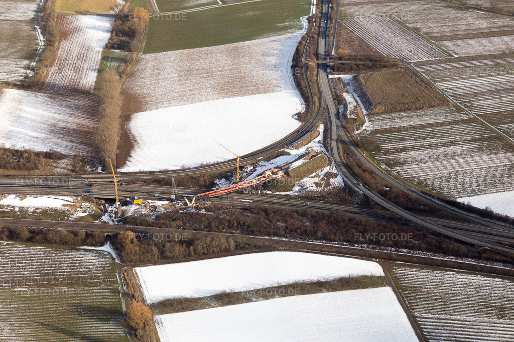 Luftbild: Dammheim, Baustelle der neuen Brücke für Ausfahrt der A65 Landau Nord im Ortsteil Dammheim in Landau im Bundesland Rheinland-Pfalz in Deutschland. Foto: IMG_096240.jpg vom 15.01.2017 durch Werner Riehm/FLY-FOTO.de