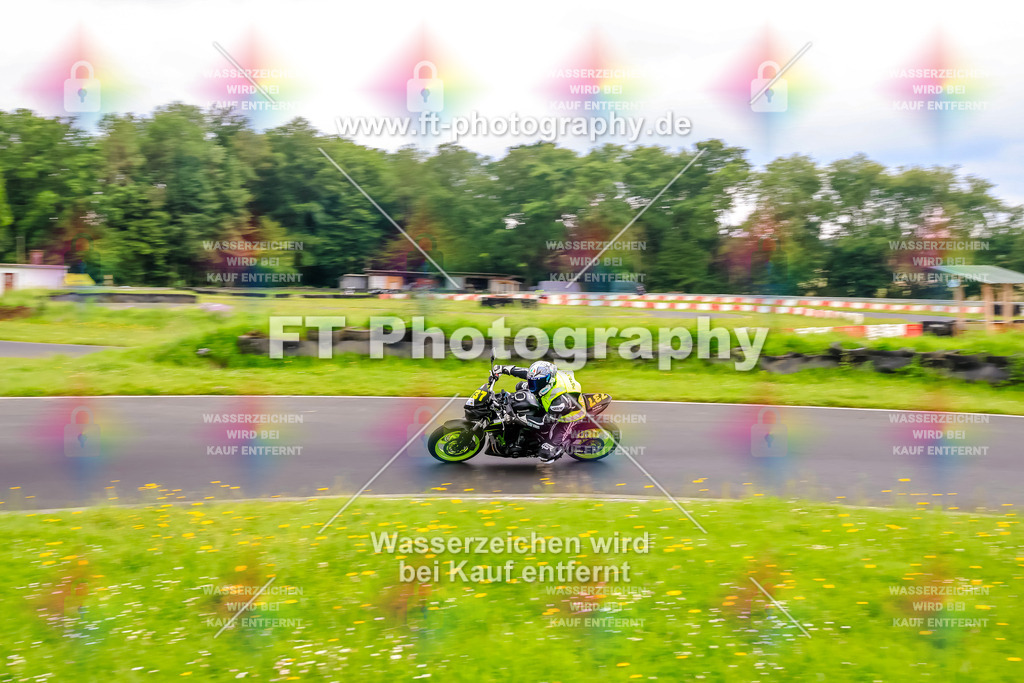 VBK-7201 | Hier findet Ihr Bilder von Touristenfahrten auf der Nürburgring Nordschleife oder von anderen Veranstaltungen die ich besucht habe. Viel Spass beim Durch Schauen 
