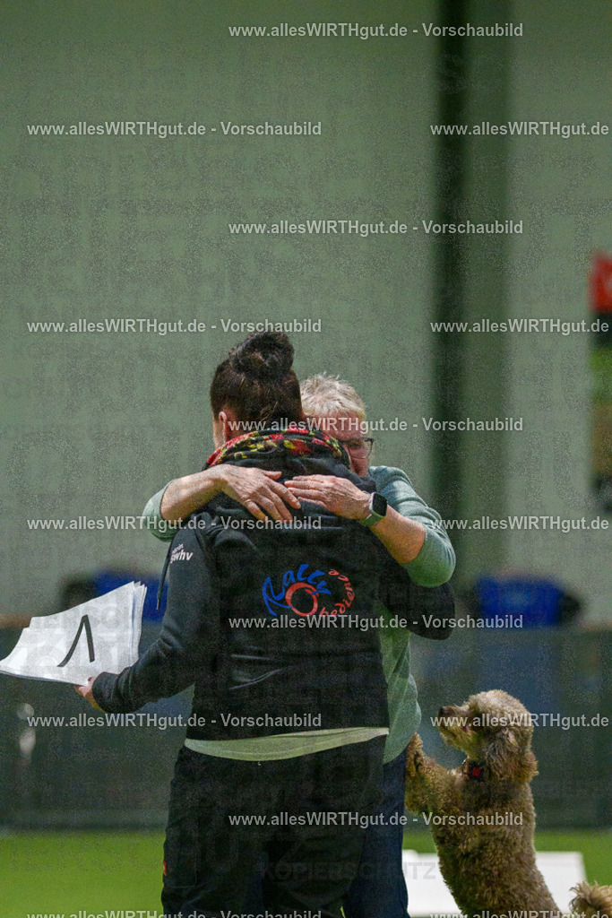 7R509186 | Professionelle Tierfotografie in Mönchengladbach von Daniel Wirth (allesWIRTHgut). Liebevolle & natürliche Bilder von Hunden & Katzen für unvergessliche Erinnerungen.