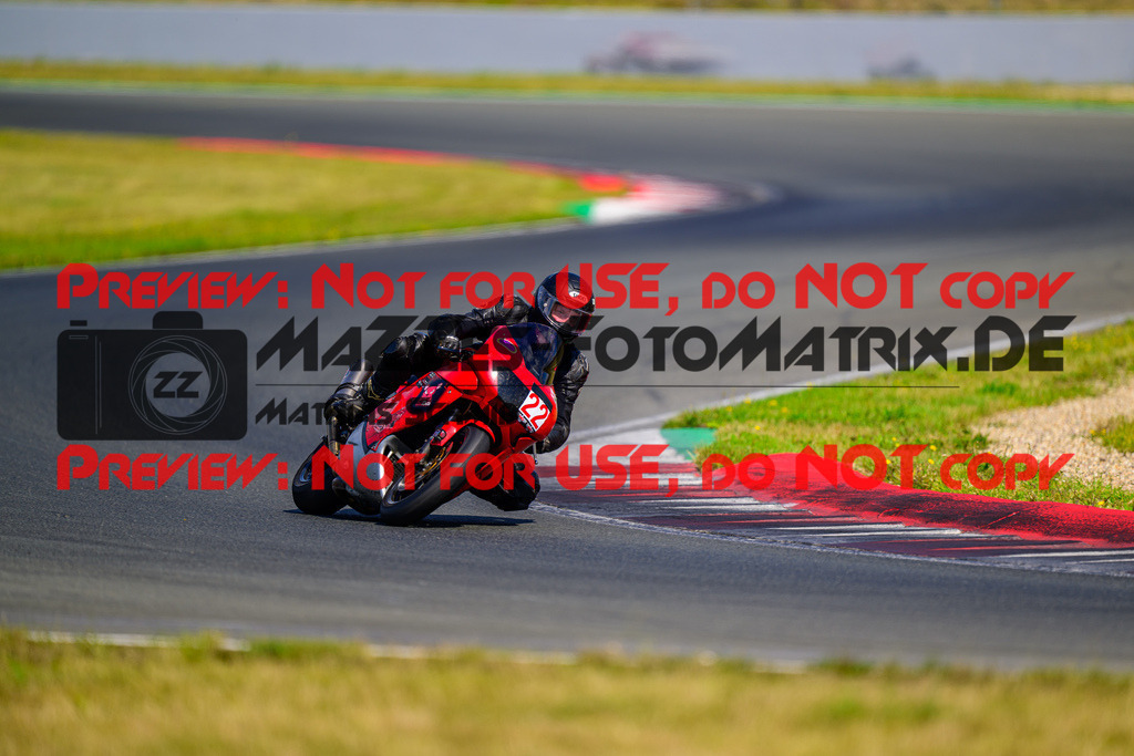 MaZZes_FotoMatrix_240725_6007705_9775 | ROT