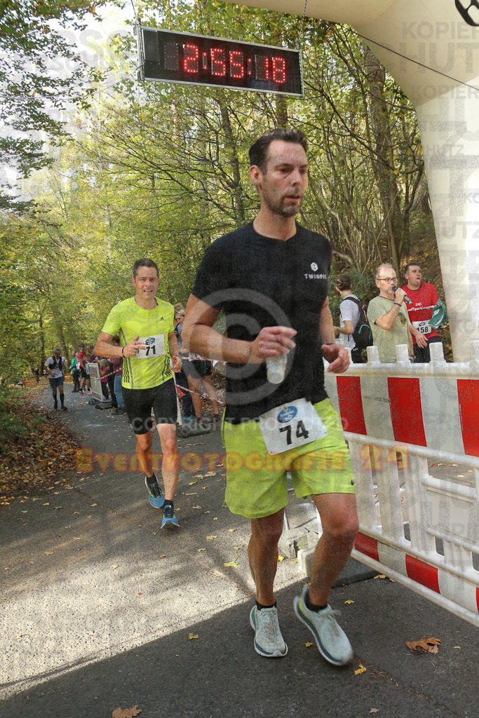 221030_1258_EX1_7119 | Sportfotografie im Rhein-Sieg Kreis, Köln, Bonn, NRW, Rheinland Pfalz, Hessen, etc. Unser Tätigkeitsfeld umfasst den Laufsport vom Volkslauf über den Marathon, Duathlon, Triathon bis zum Ultralauf wie Kölnpfad Ultra oder Schindertrail.