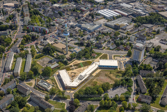 Velbert220803315 | Luftbild, Grundschule Kastanienallee, BKS-Hochhaus und Fernmeldeturm, Velbert, Ruhrgebiet, Nordrhein-Westfalen, Deutschland