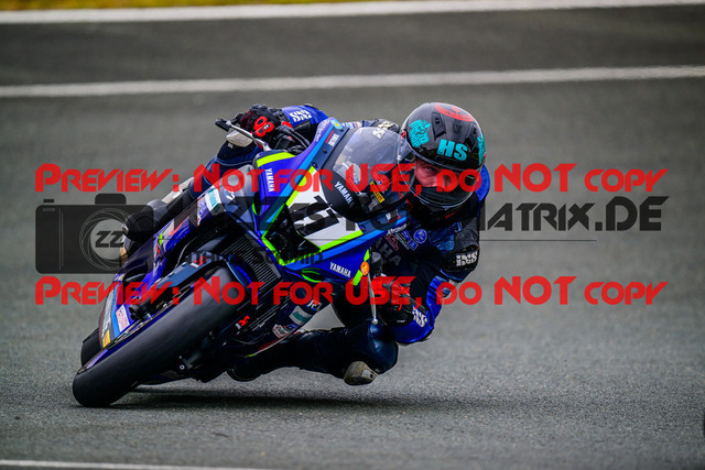 MaZZes_FotoMatrix_240726_6007705_2322 | R7