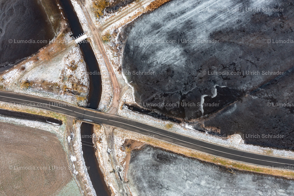 10049-51859 - Hochwasser im Großen Bruch | Stockfoto und Bilderpool mit Bildmaterial aus Deutschland, dem Harz, Halberstadt, Quedlinburg, Wernigerode und weltweit. Qualitativ hochwertige und professionelle Fotos anschauen und kaufen. - Realisiert mit Pictrs.com