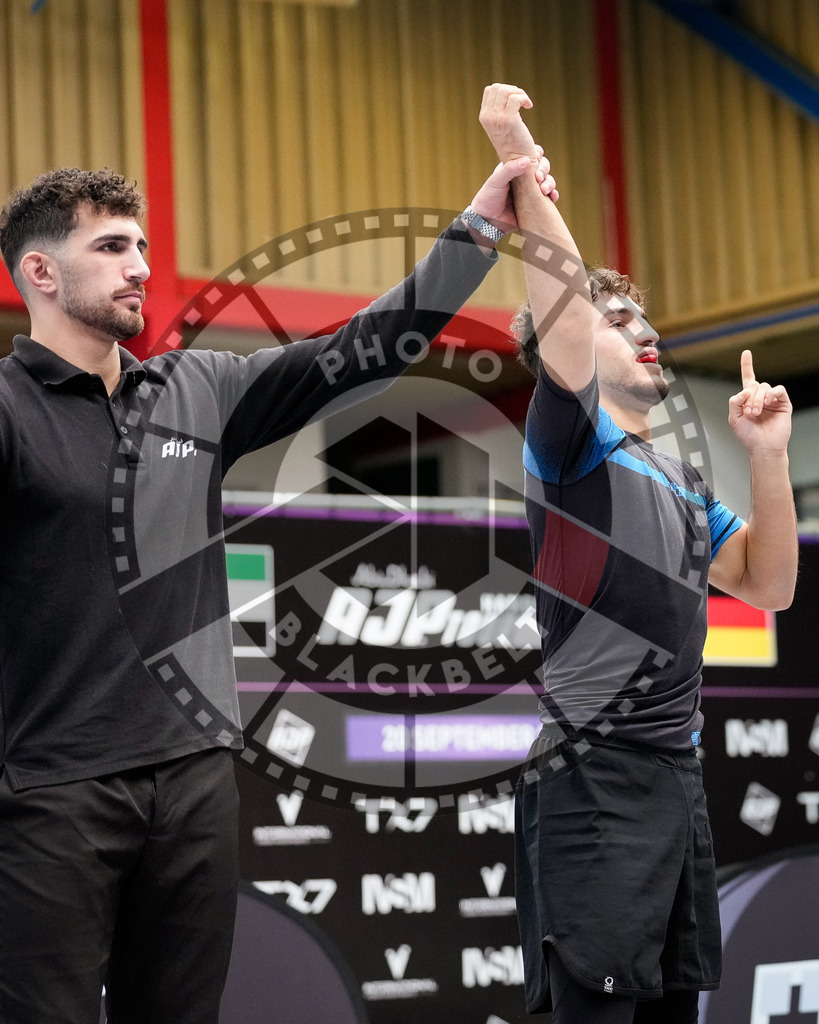 20250920PBB4692 | Athletes compete during the AJP Tour Hamburg International Jiu-Jitsu Championship, on September 20, 2025 in Hamburg, Germany. © Chiara Dazi / photoblackbelt