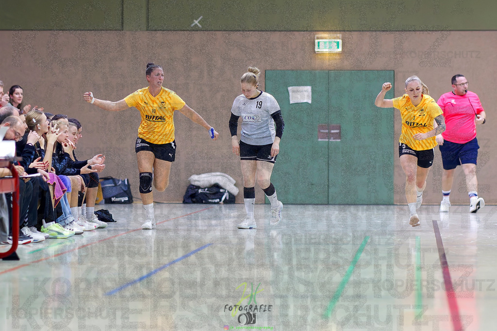 Frauen Oberliga Mitte (HHV); HSG Eibelshausen/Ewersbach - HSG Linden | Frauen Oberliga Mitte (HHV); HSG Eibelshausen/Ewersbach - HSG Linden am 15.11.2025 in Eibelshausen (Holderberghalle)Photo © 2025 - Jörg Heinrich - Realisiert mit Pictrs.com