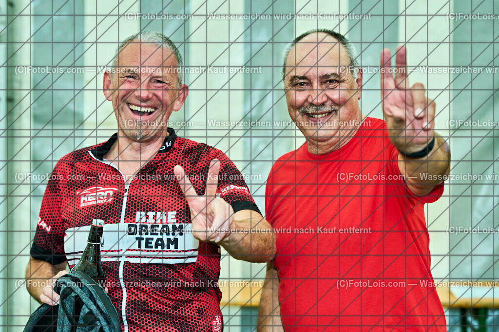 ALP8205_XXIX_GRANITBEISSER_Siegerehrung_Buchberger Manfred | (C)FotoLois.com, Alois Spandl, 29. GRANITBEISSER - Mountainbike-Marathon in St. Georgen am Walde, Start/Ziel/Siegerehrung, Sa 2. September 2023.