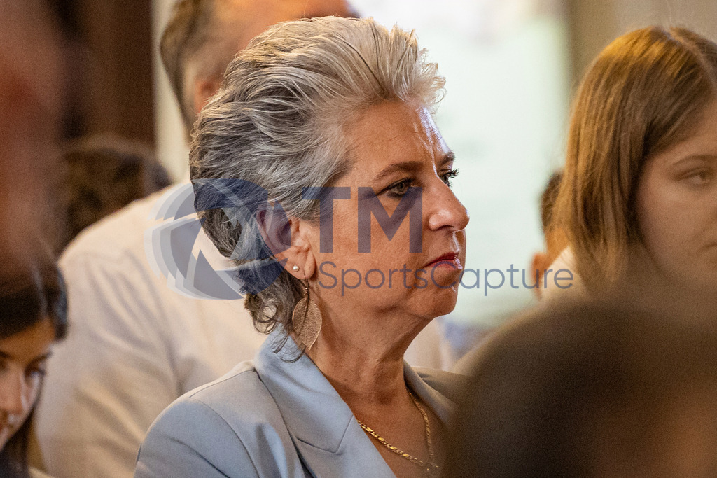 Trainproduction-20240519-1 | Firmung Klagenfurt-Dom 19.05.2024 10:30 Uhr