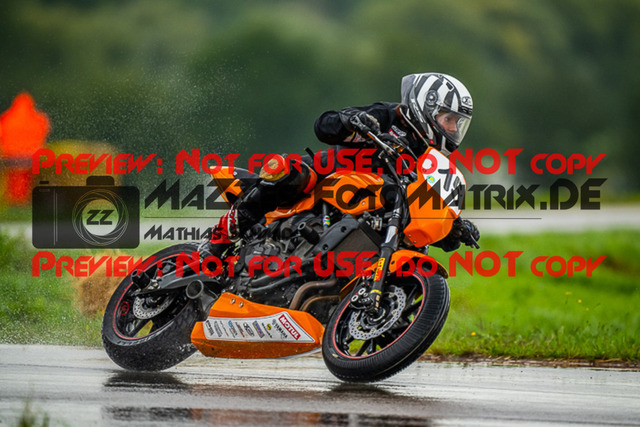 MaZZes_FotoMatrix_220918_7198 | TWIN CUP