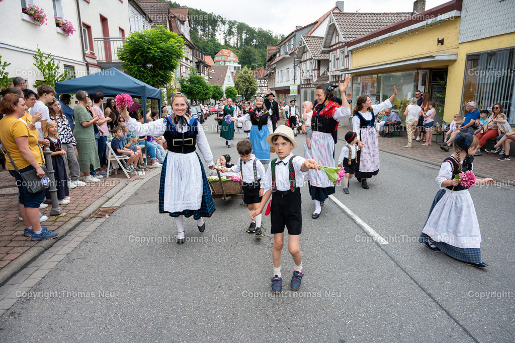 DSC_8947 | Das Burgfest Lindenfels ist ein farbenfrohes Trachtenfest mit Festumzug, Musik und gelebter Heimatkultur – ein Höhepunkt im Veranstaltungskalender des Odenwalds. 