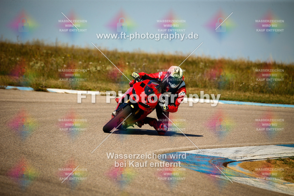 _MOT9037 | Hier findet Ihr Bilder von Touristenfahrten auf der Nürburgring Nordschleife oder von anderen Veranstaltungen die ich besucht habe. Viel Spass beim Durch Schauen 