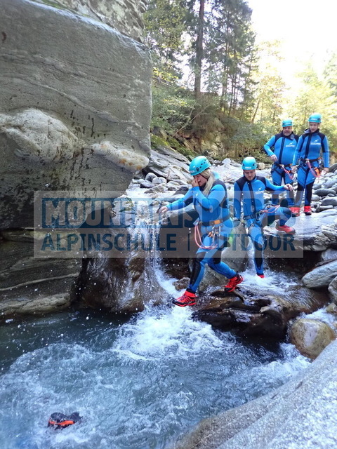 P9270010 | Bestelle die Bilder deines Berg- oder Wasser-Abenteuers mit Mountain Sports bequem von zu Hause aus direkt über unseren Online Fotoshop von pictrs.com. - Realisiert mit Pictrs.com
