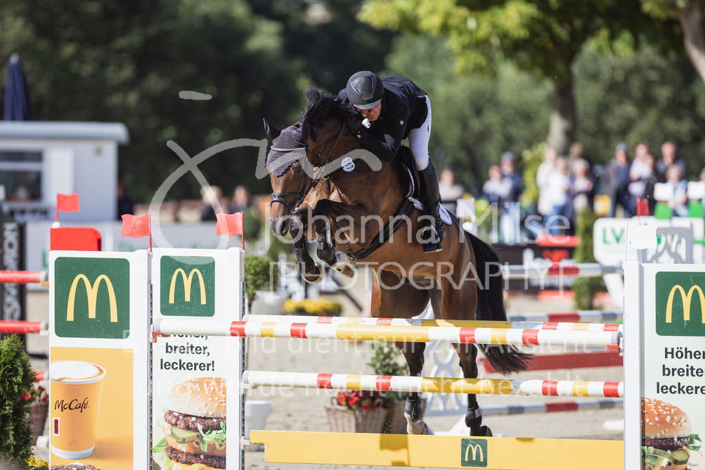 230730_BHO_GrosserPreis-584 | Deine schönsten Turniermomente als professionelle Fotos! Entdecke hochwertige Pferdesport-Fotografie im Online-Shop. Jetzt Fotos finden & bestellen!