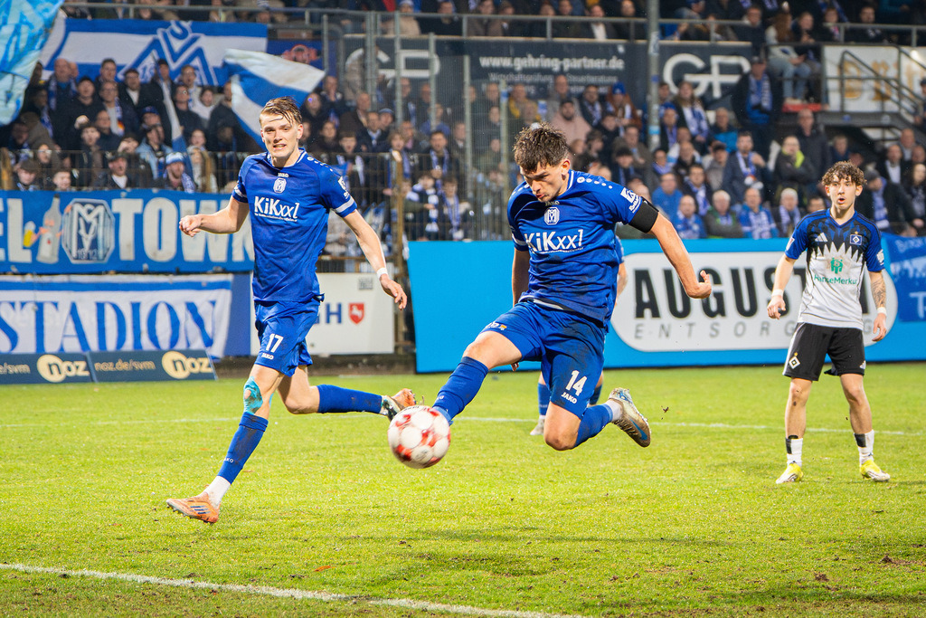 Fußball I Herren I Saison 2025-2026 I Regionalliga Nord I 24. Spieltag I SV Meppen - Hamburger SV II I 1345 | Thorben Deters (14, SV Meppen) mit dem TOR - Realisiert mit Pictrs.com