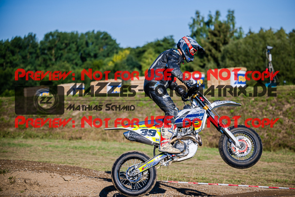 MaZZes_FotoMatrix_220904_2778 | S3