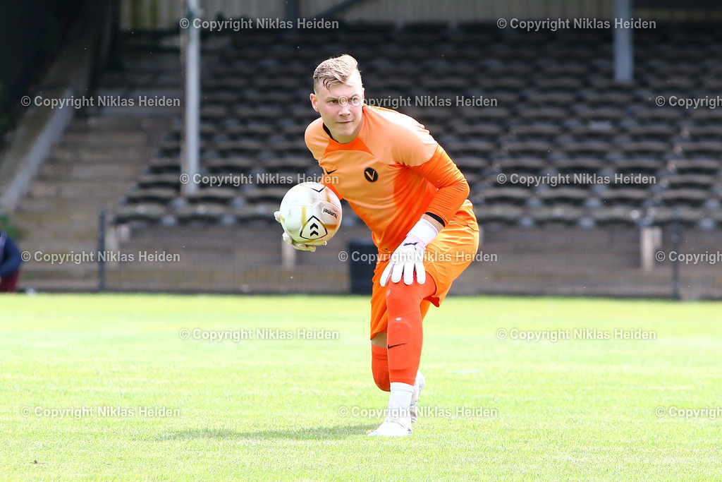 NH_Altona93_SCVictoriaHamburg_OberligaHamburg_10082024 | #1 Hendrik Rabe (SC Victoria Hamburg)Fußball I Herren I Gamesright Oberliga Hamburg I Saison 2024-2025 I 2. Spieltag I Altona 93 - SC Victoria Hamburg I 10.08..2024 I Adolf-Jäger-Kampfbahn