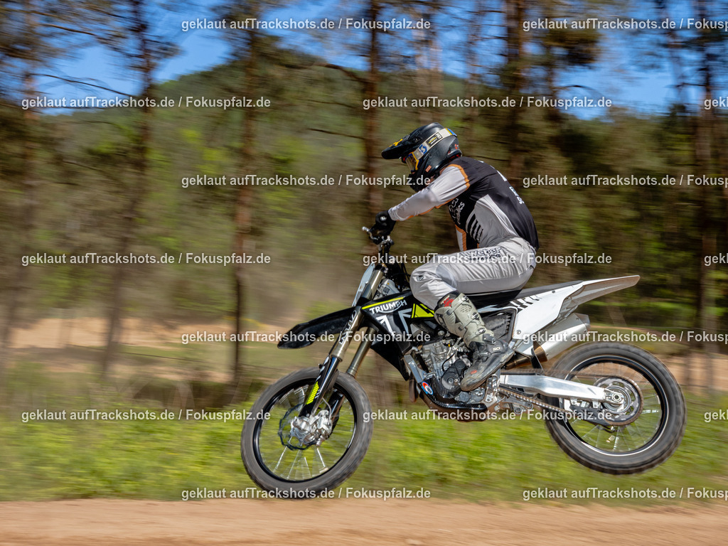 Fischbach-111 | Trackshots.de / Fokuspfalz.de - Realisiert mit Pictrs.com