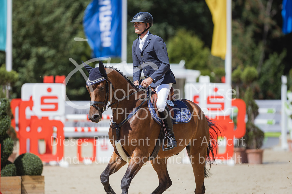 220728_BHO_BronzeTour_L-Stil_1-349 | Deine schönsten Turniermomente als professionelle Fotos! Entdecke hochwertige Pferdesport-Fotografie im Online-Shop. Jetzt Fotos finden & bestellen!