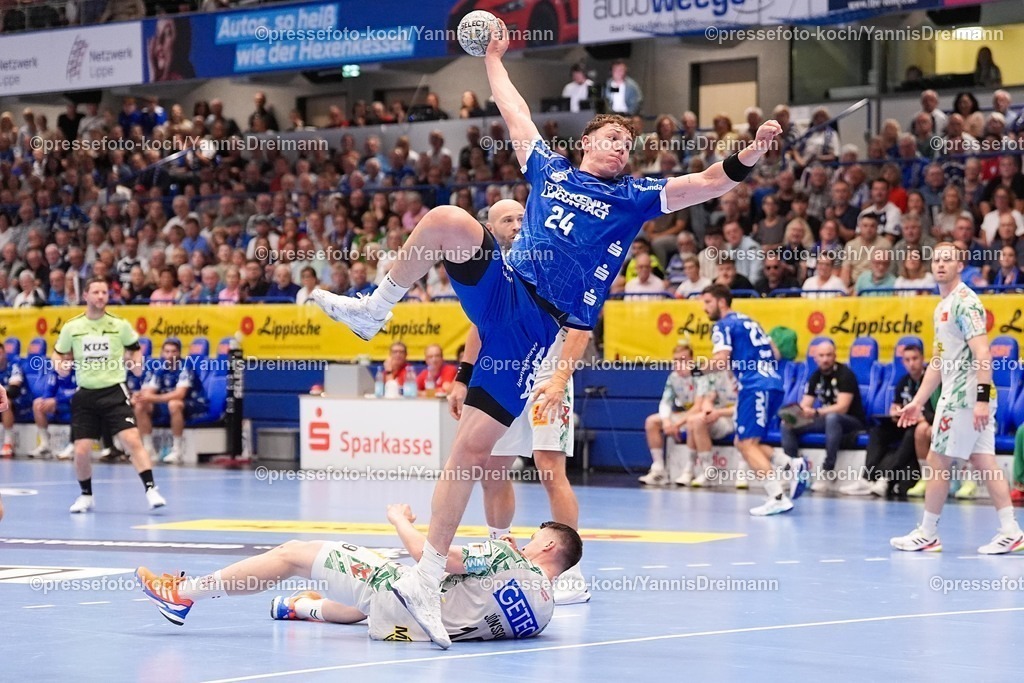 xydrx29082501096 | 29.08.2025, xydrx, Handball, 1.HBL, TBV Lemgo Lippe - SC Magdeburg, PHOENIX Contact-Arena: Elvar Oern Jonsson (SC Magdeburg #19) Joel Willecke (TBV Lemgo Lippe #24)