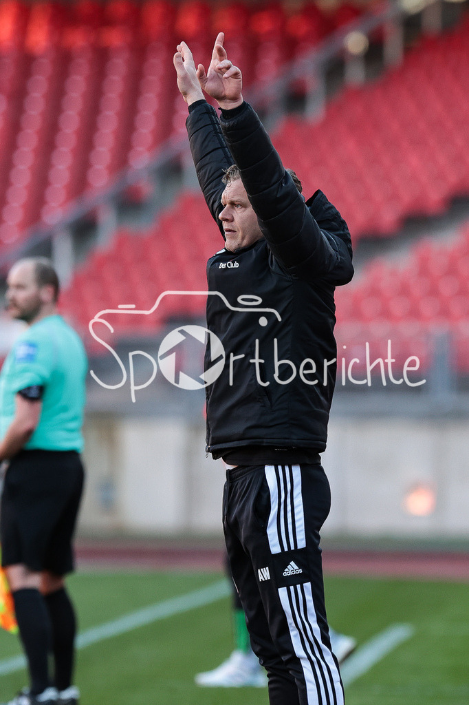 1. FC Nürnberg II - FC Bayern Amateure | in Aktion Andreas WOLF Trainer FC Nuernberg II / Freisteller / Einzelfoto