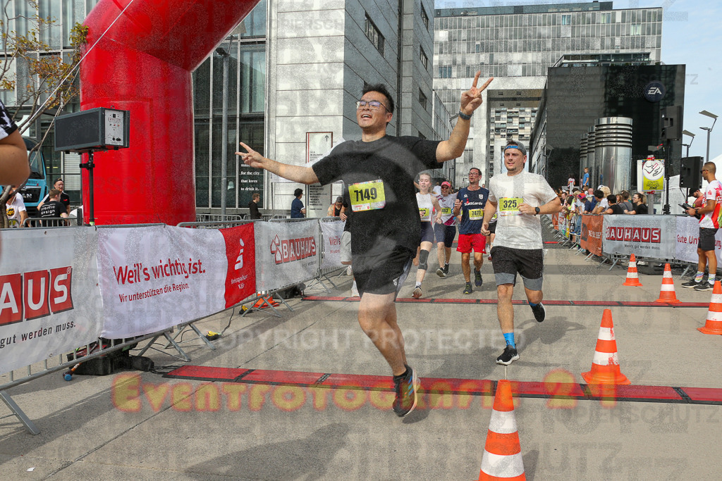 250920_1331_EX1_5159 | Sportfotografie im Rhein-Sieg Kreis, Köln, Bonn, NRW, Rheinland Pfalz, Hessen, etc. Unser Tätigkeitsfeld umfasst den Laufsport vom Volkslauf über den Marathon, Duathlon, Triathon bis zum Ultralauf wie Kölnpfad Ultra oder Schindertrail.