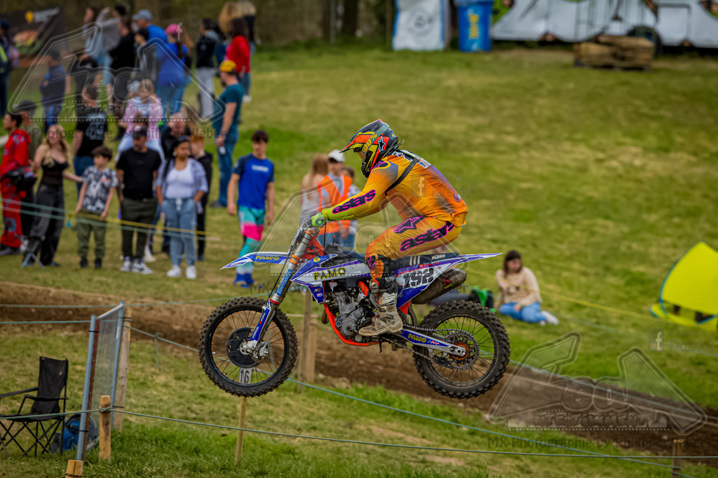 B23T8984 | EeaA-Entertainment fotografiert für den SAM - Schweizerischer Auto- und Motorradfahrer-Verband und das Motor Journal in der Sparte Motocross, MX Photographie, Schweiz, SAM, MXRS, Swiss MX Network, Motocross Fotografie, MX Fotografie, Fotograf, Photographi